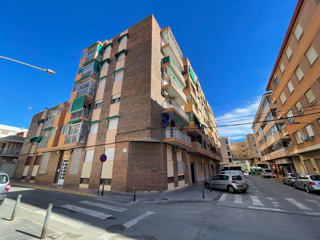 Apartamento en Guardamar del Segura, Alicante, España 3 dormitorios, 105 m2 No. 183898