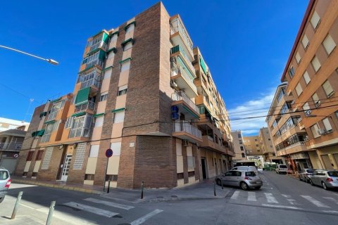 Apartment in Guardamar del Segura, Alicante, Spain 3 bedrooms, 105 sq.m. No. 183898