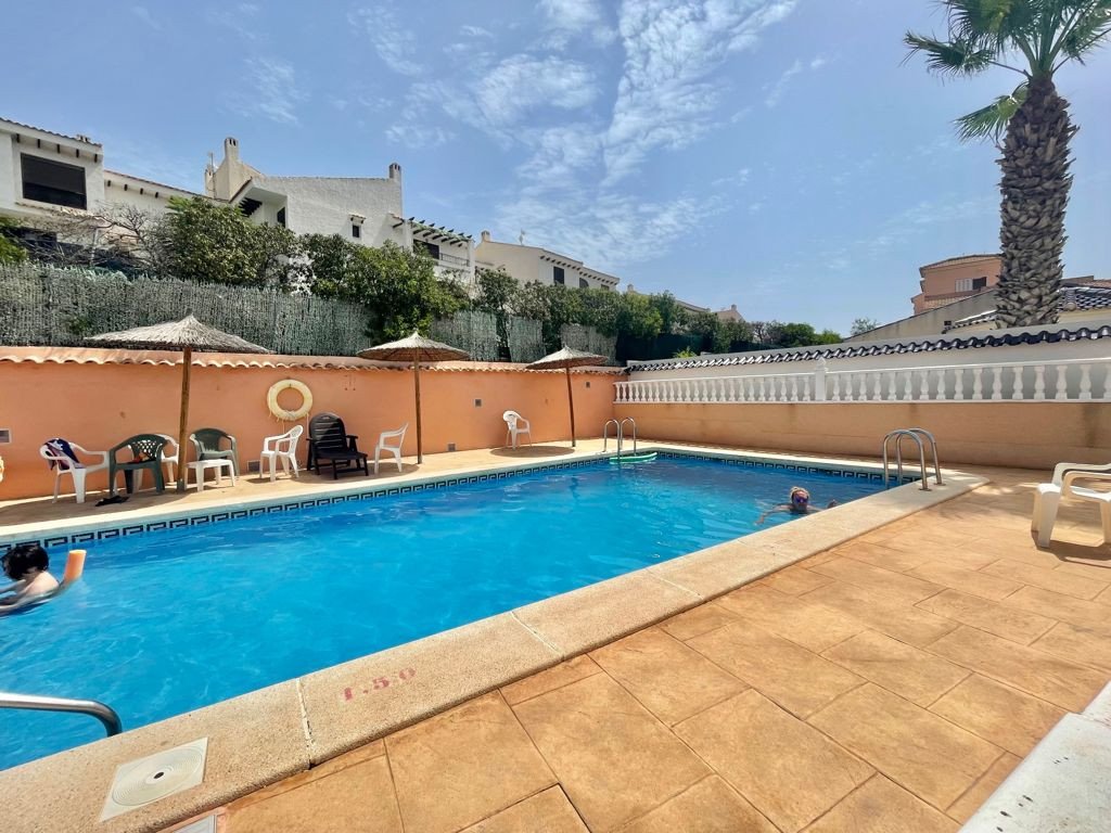 Radhus i Playa Flamenca II, Alicante, Spanien 3 sovrum, 85 kvm. Nr. 189800