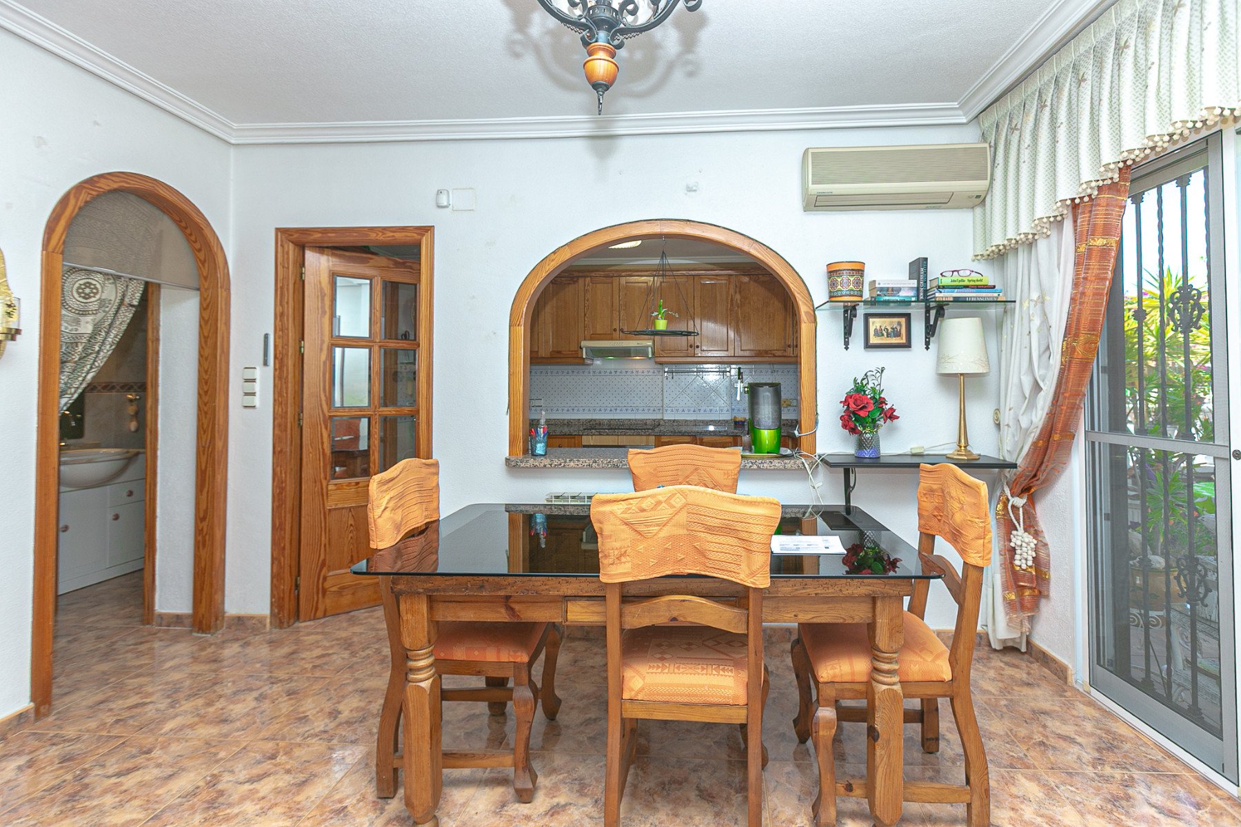 Kaupunkipientalo La Zenia, Alicante, Espanja 2 makuuhuonetta, 96 m2 No. 189798