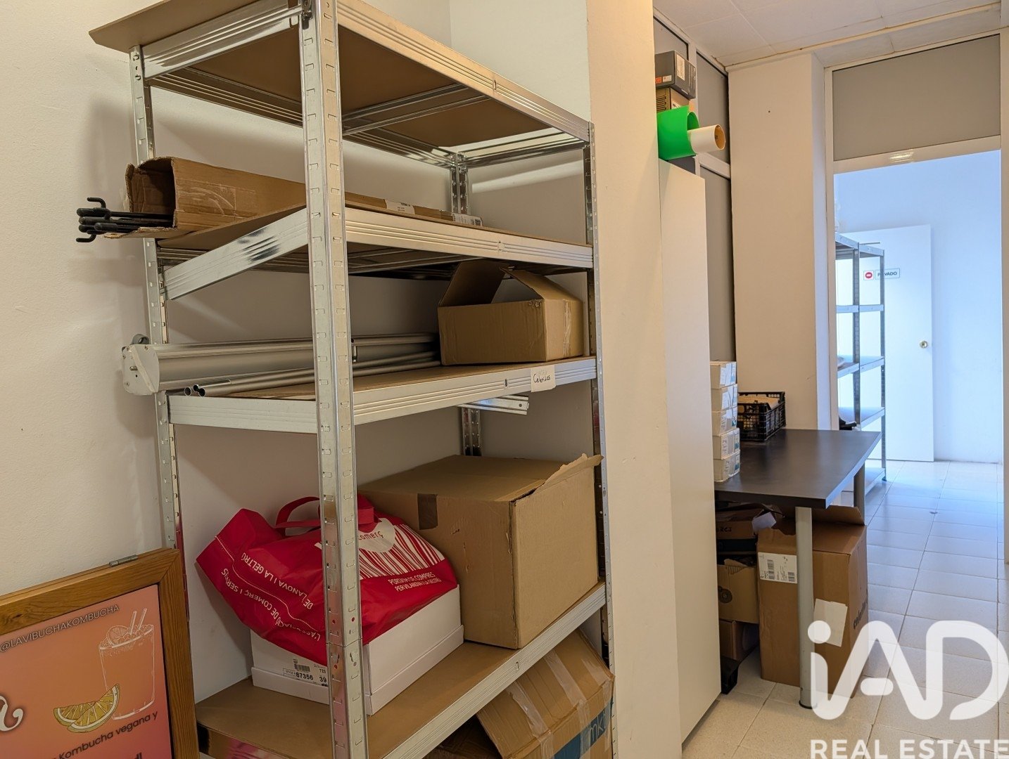 Liikekiinteistö Vilanova i la Geltru, Barcelona, Espanja 6 makuuhuonetta, 139 m2 No. 185220