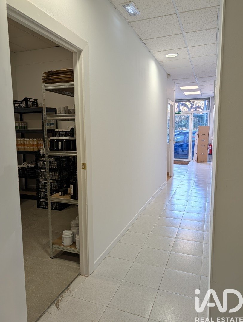 Liikekiinteistö Vilanova i la Geltru, Barcelona, Espanja 6 makuuhuonetta, 139 m2 No. 185220