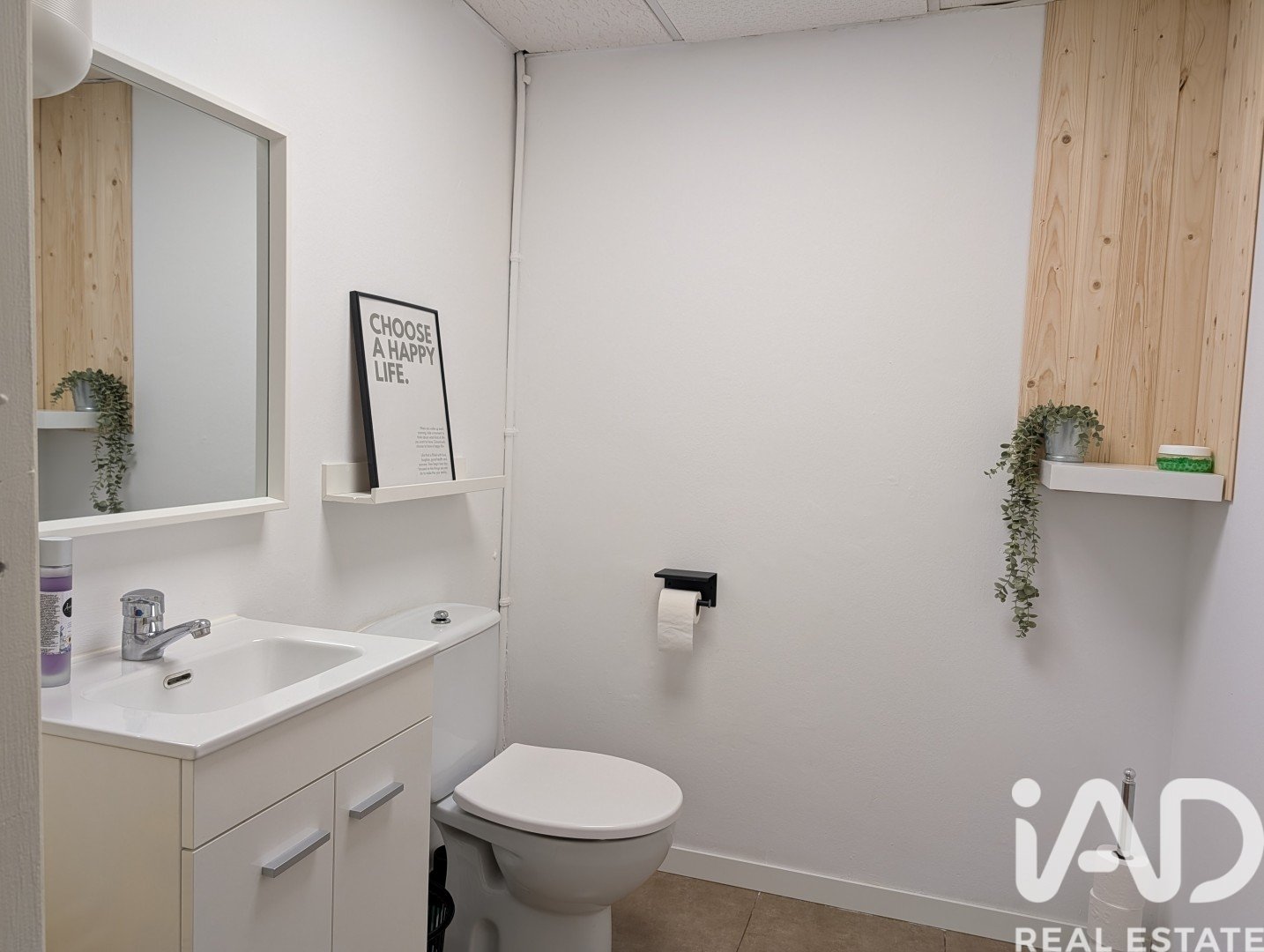 Liikekiinteistö Vilanova i la Geltru, Barcelona, Espanja 6 makuuhuonetta, 139 m2 No. 185220