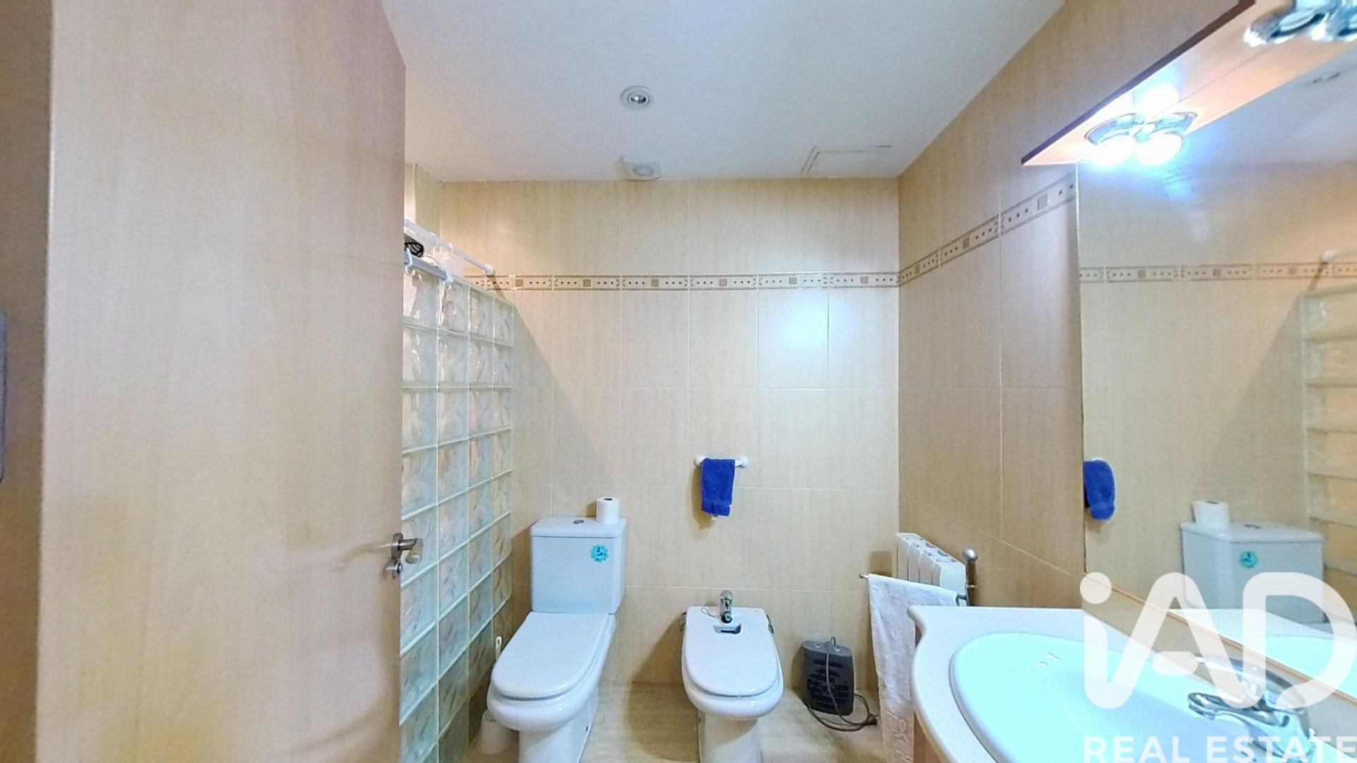 Apartment in Sant Jaume dels Domenys, Tarragona, Spain 2 bedrooms, 74 sq.m. No. 185223