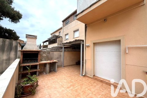 Apartment in Sant Jaume dels Domenys, Tarragona, Spain 2 bedrooms, 74 sq.m. No. 185223