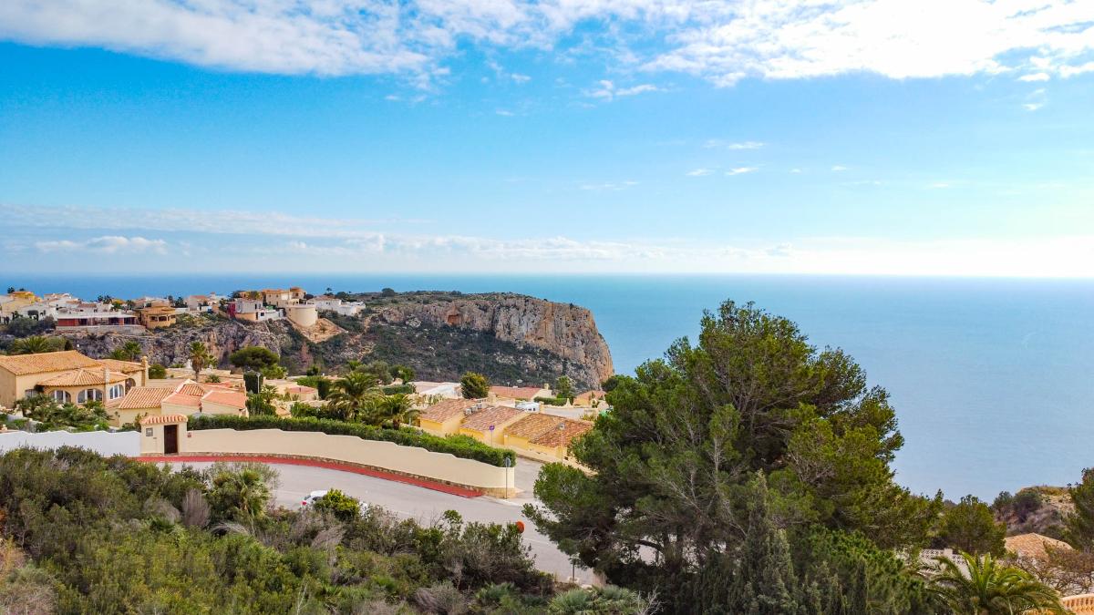 Villa i Benitachell, Alicante, Spanien 4 sovrum, 387 kvm. Nr. 80682