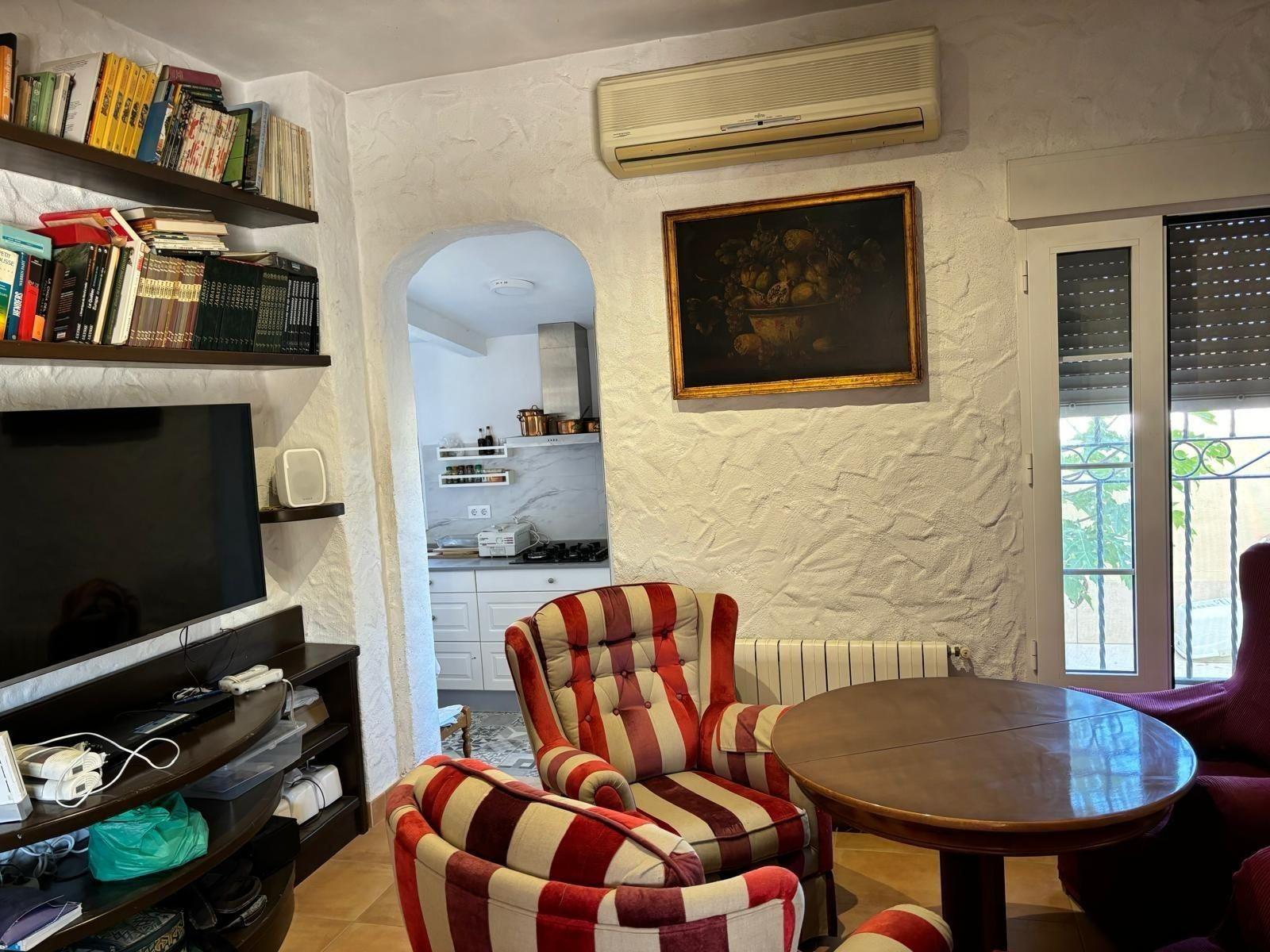 Villa i Torrevieja, Alicante, Spanien 4 sovrum, 250 kvm. Nr. 165580