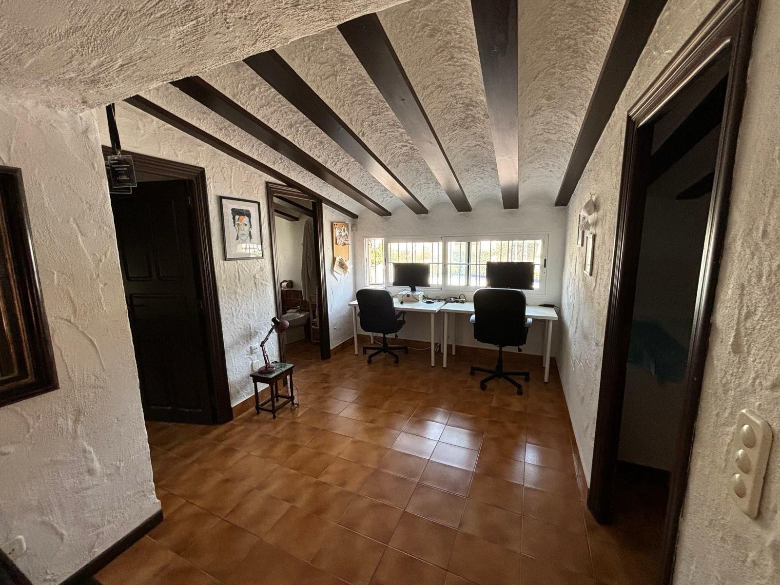 Villa i Torrevieja, Alicante, Spanien 4 sovrum, 250 kvm. Nr. 165580