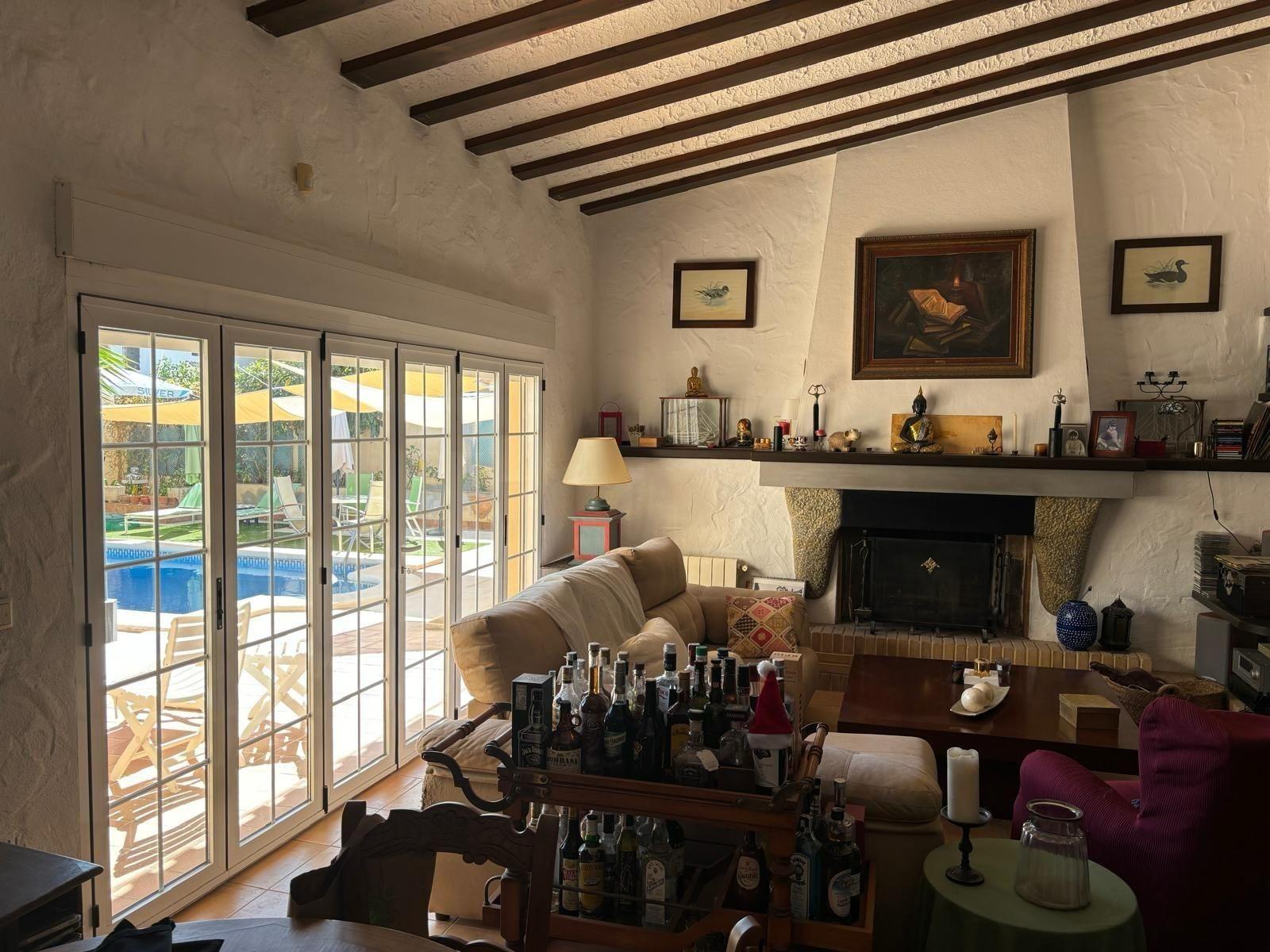 Villa i Torrevieja, Alicante, Spanien 4 sovrum, 250 kvm. Nr. 165580