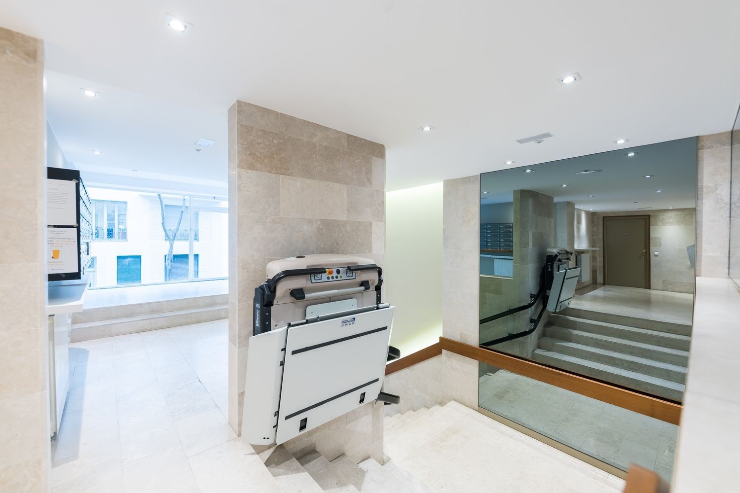 Apartamento en Madrid, España 2 dormitorios, 80 m2 No. 133920