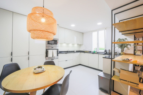 Huoneisto Madrid, Espanja 2 makuuhuonetta, 110 m2 No. 133916