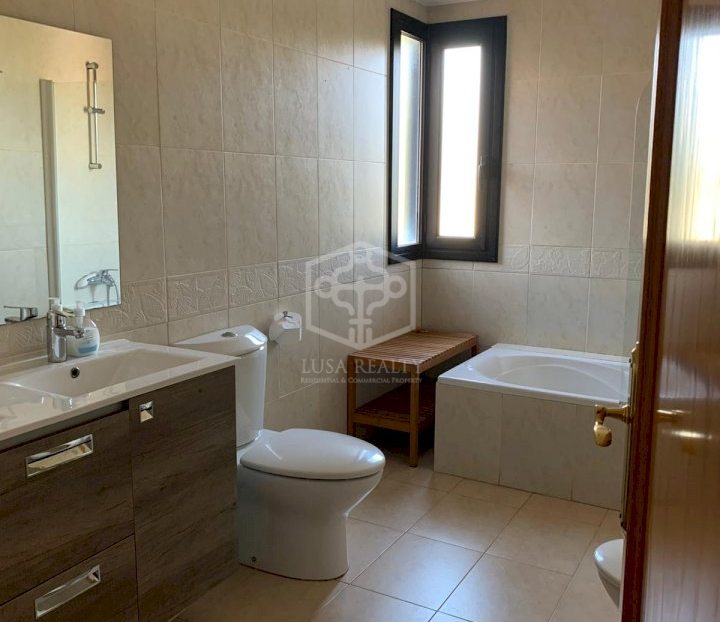 Villa in Castelldefels, Barcelona, Spanien 5 Schlafzimmer, 332 m2 Nr. 111021