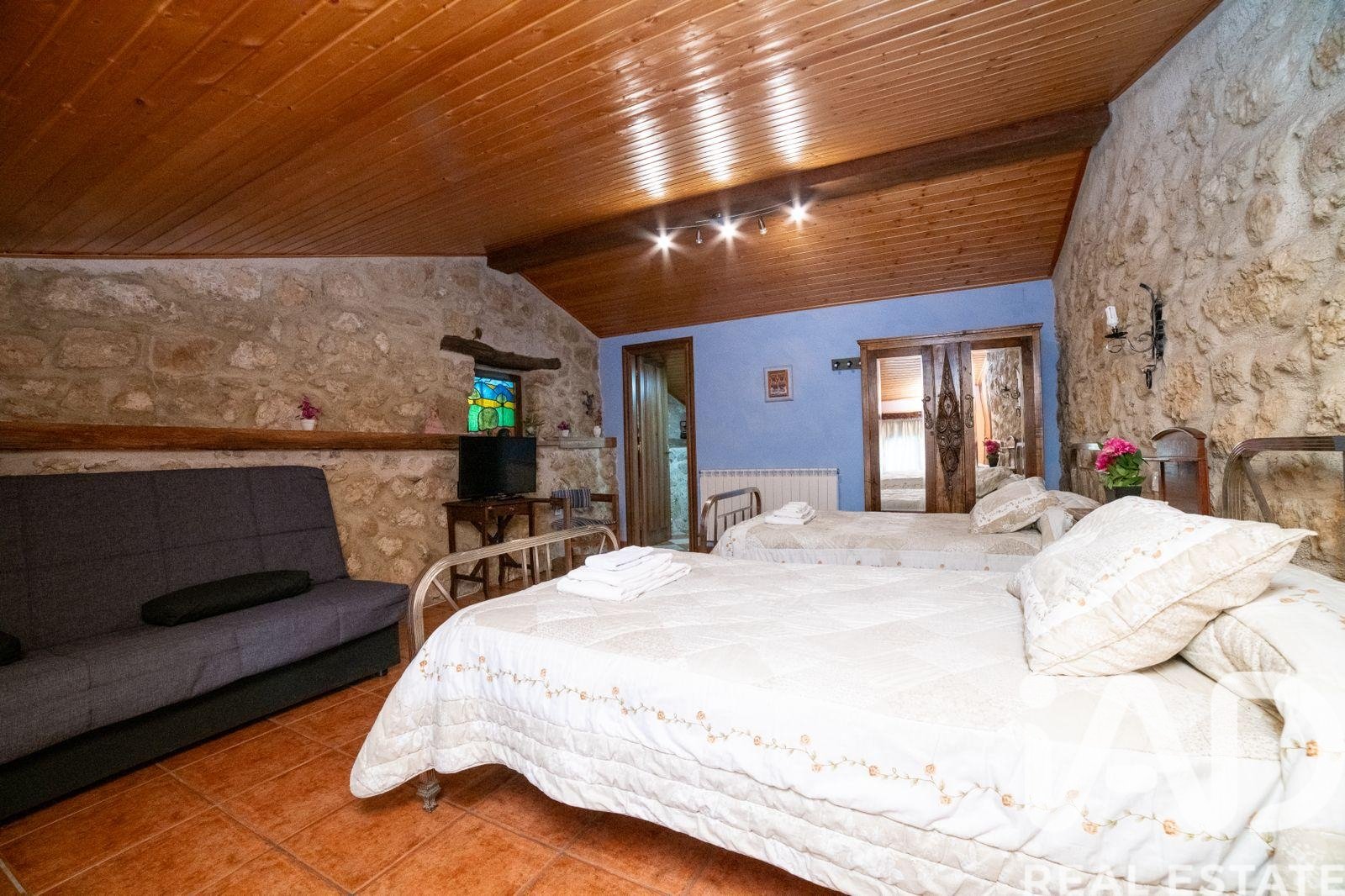 Сasa en Ciudad Rodrigo, Salamanca, España 5 dormitorios, 401 m2 No. 172739
