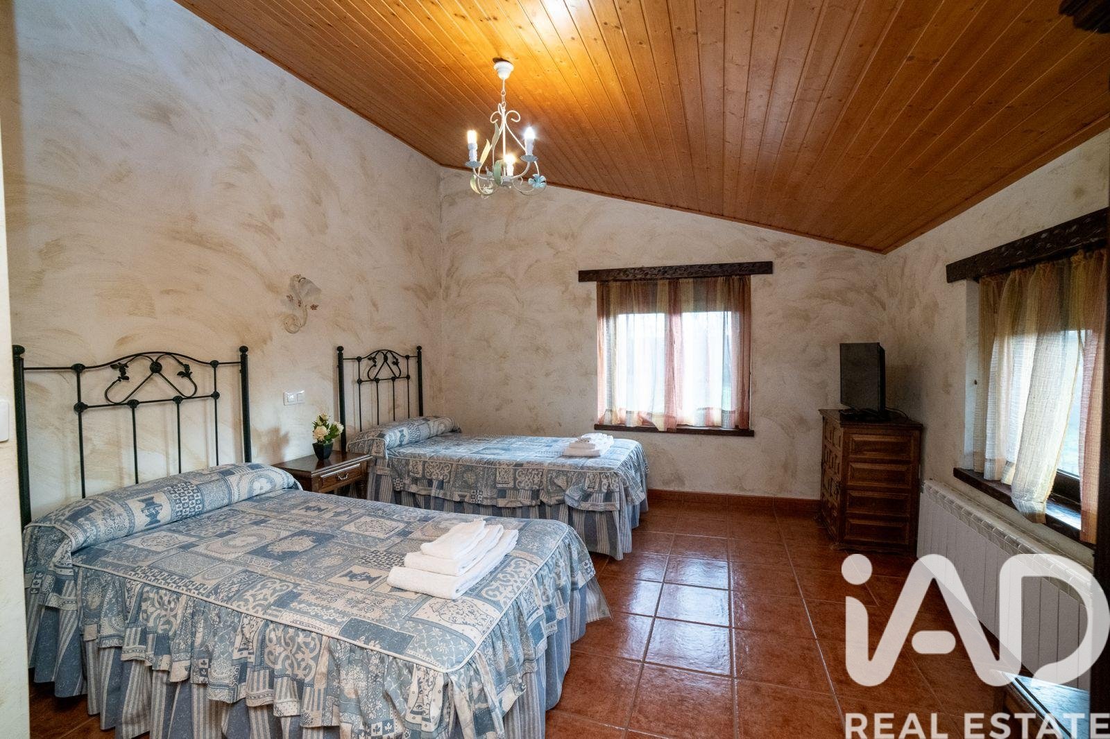 Сasa en Ciudad Rodrigo, Salamanca, España 5 dormitorios, 401 m2 No. 172739
