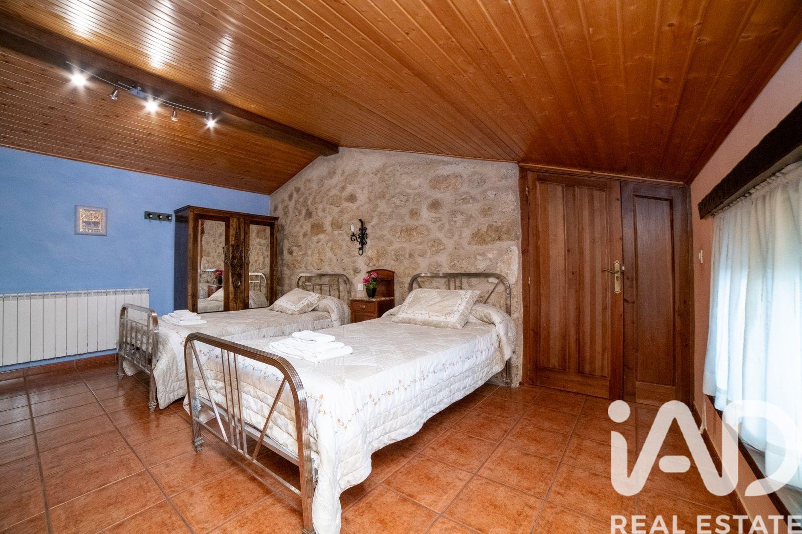 Сasa en Ciudad Rodrigo, Salamanca, España 5 dormitorios, 401 m2 No. 172739