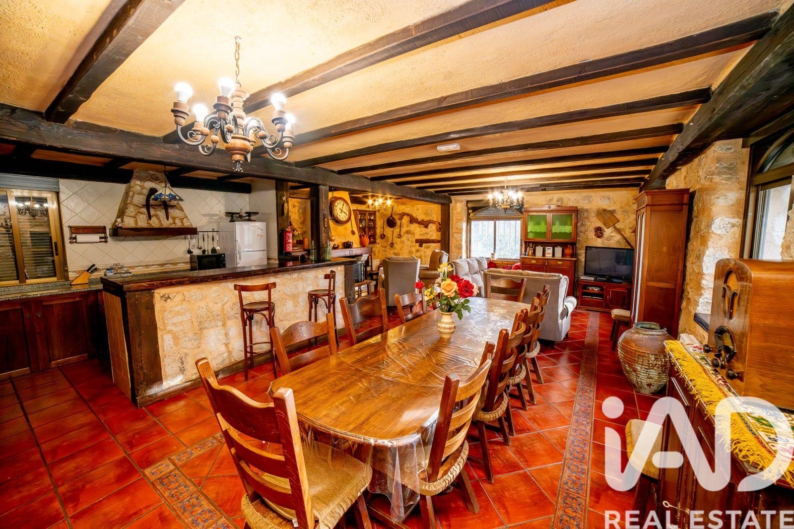 Сasa en Ciudad Rodrigo, Salamanca, España 5 dormitorios, 401 m2 No. 172739