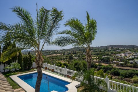 Villa i Malaga, Spanien 3 sovrum, 128 kvm. Nr. 106387