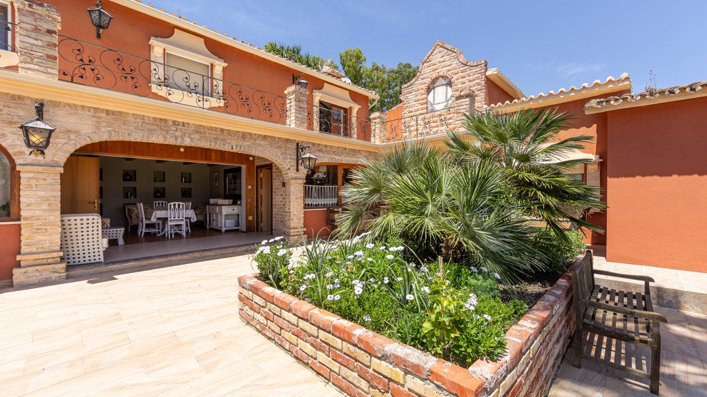 Villa in Artola, Malaga, Spanien 5 Schlafzimmer, 543.4 m2 Nr. 106381