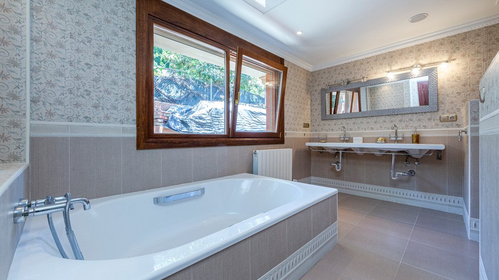 Villa in Artola, Malaga, Spanien 5 Schlafzimmer, 543.4 m2 Nr. 106381