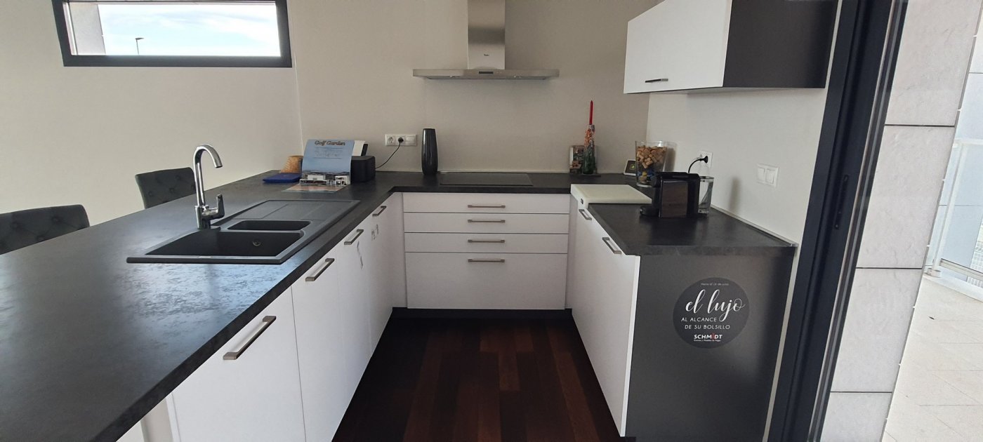 Villa à Finestrat, Alicante, Espagne 4 chambres, 206 m2 No. 75783