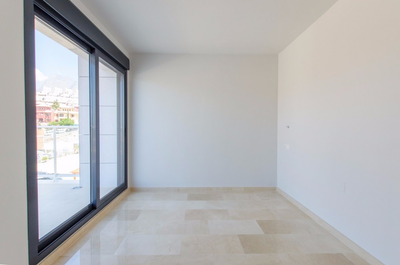 Villa à Finestrat, Alicante, Espagne 4 chambres, 206 m2 No. 75783
