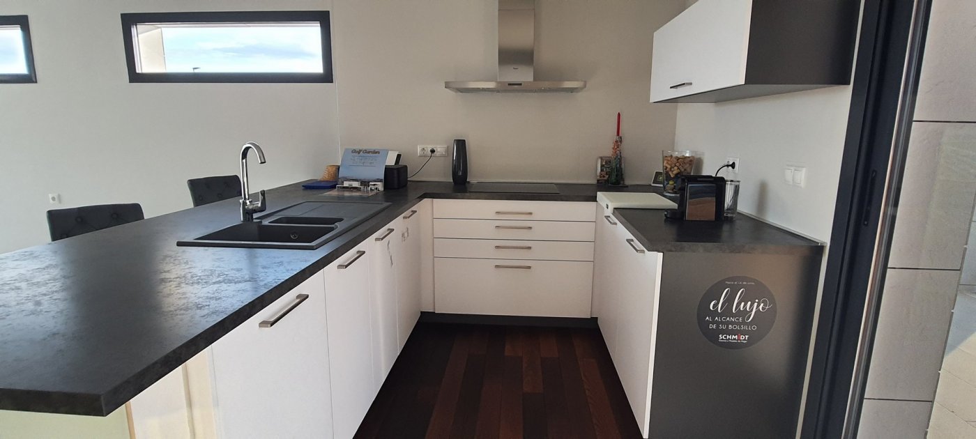 Villa à Finestrat, Alicante, Espagne 4 chambres, 206 m2 No. 75783
