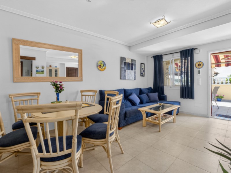 Townhouse in Torrevieja, Alicante, Spain 4 bedrooms, 110 sq.m. No. 189959