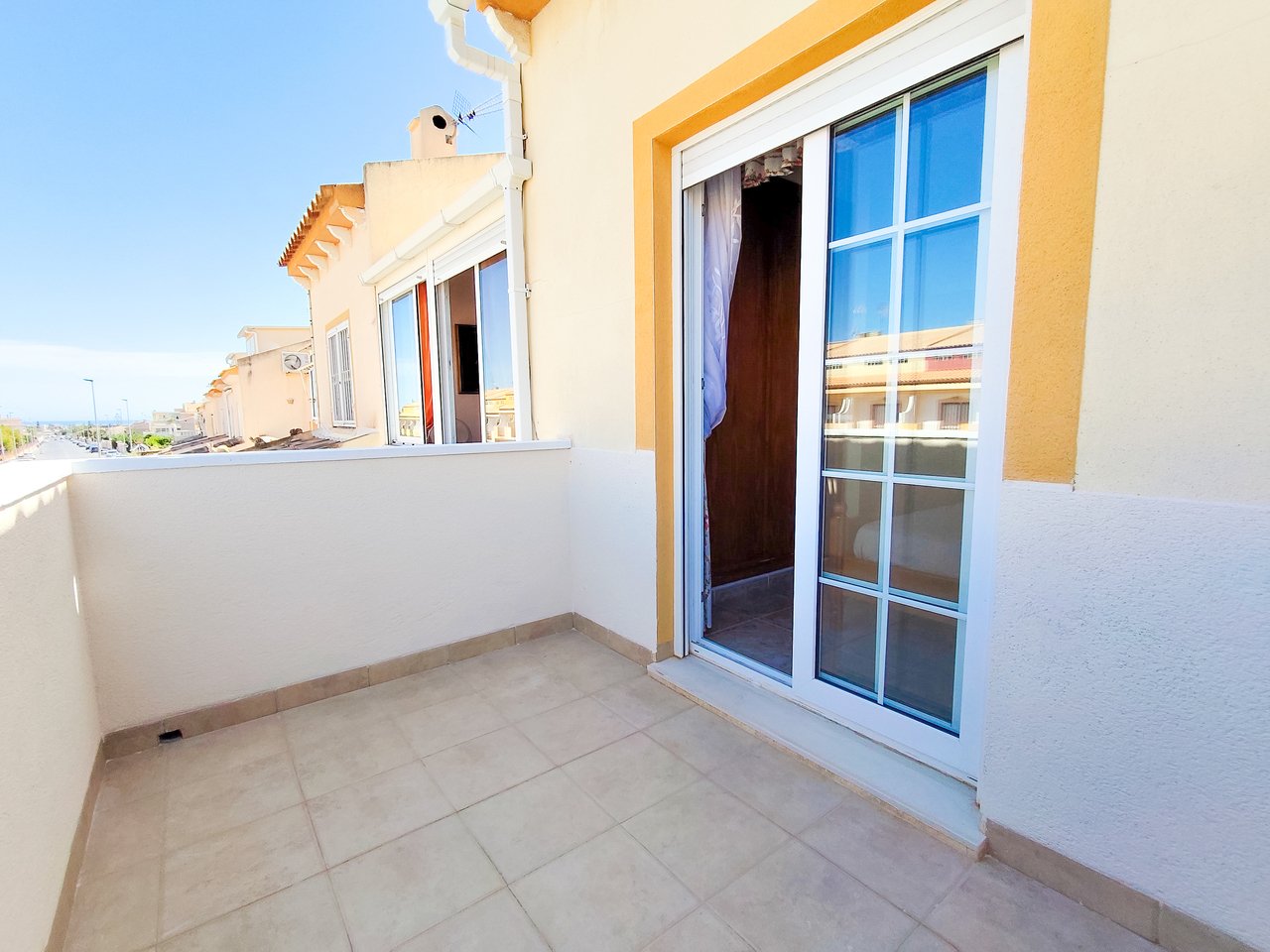 Kaupunkipientalo Playa Flamenca II, Alicante, Espanja 2 makuuhuonetta, 80 m2 No. 195690