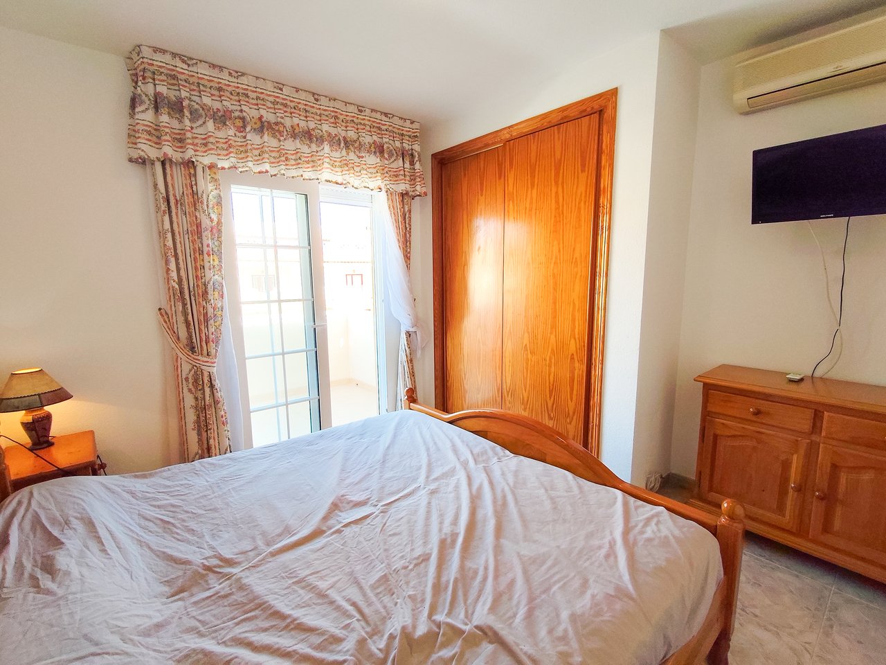 Kaupunkipientalo Playa Flamenca II, Alicante, Espanja 2 makuuhuonetta, 80 m2 No. 195690
