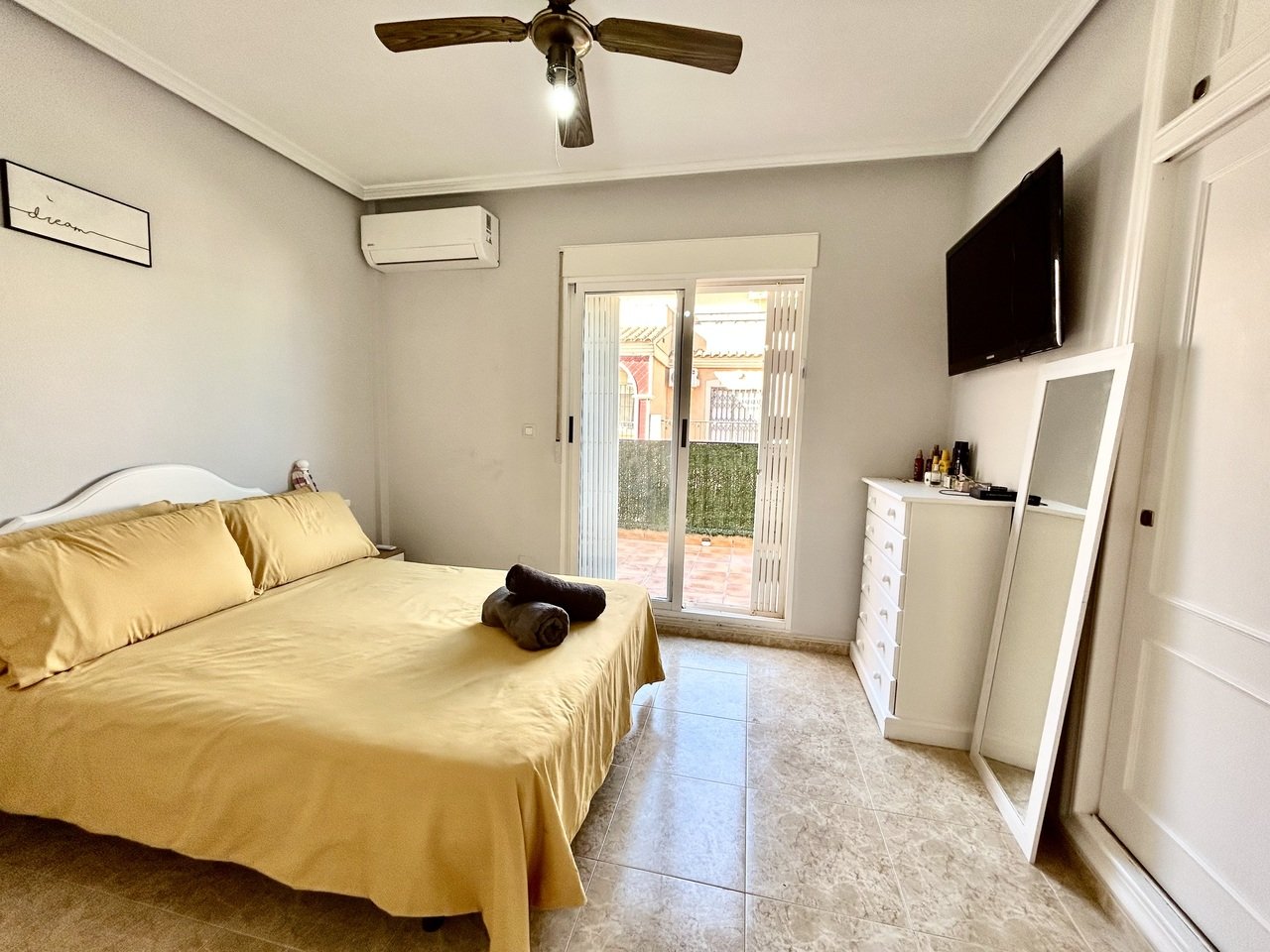 Townhouse à La Zenia, Alicante, Espagne 3 chambres, 86 m2 No. 195691