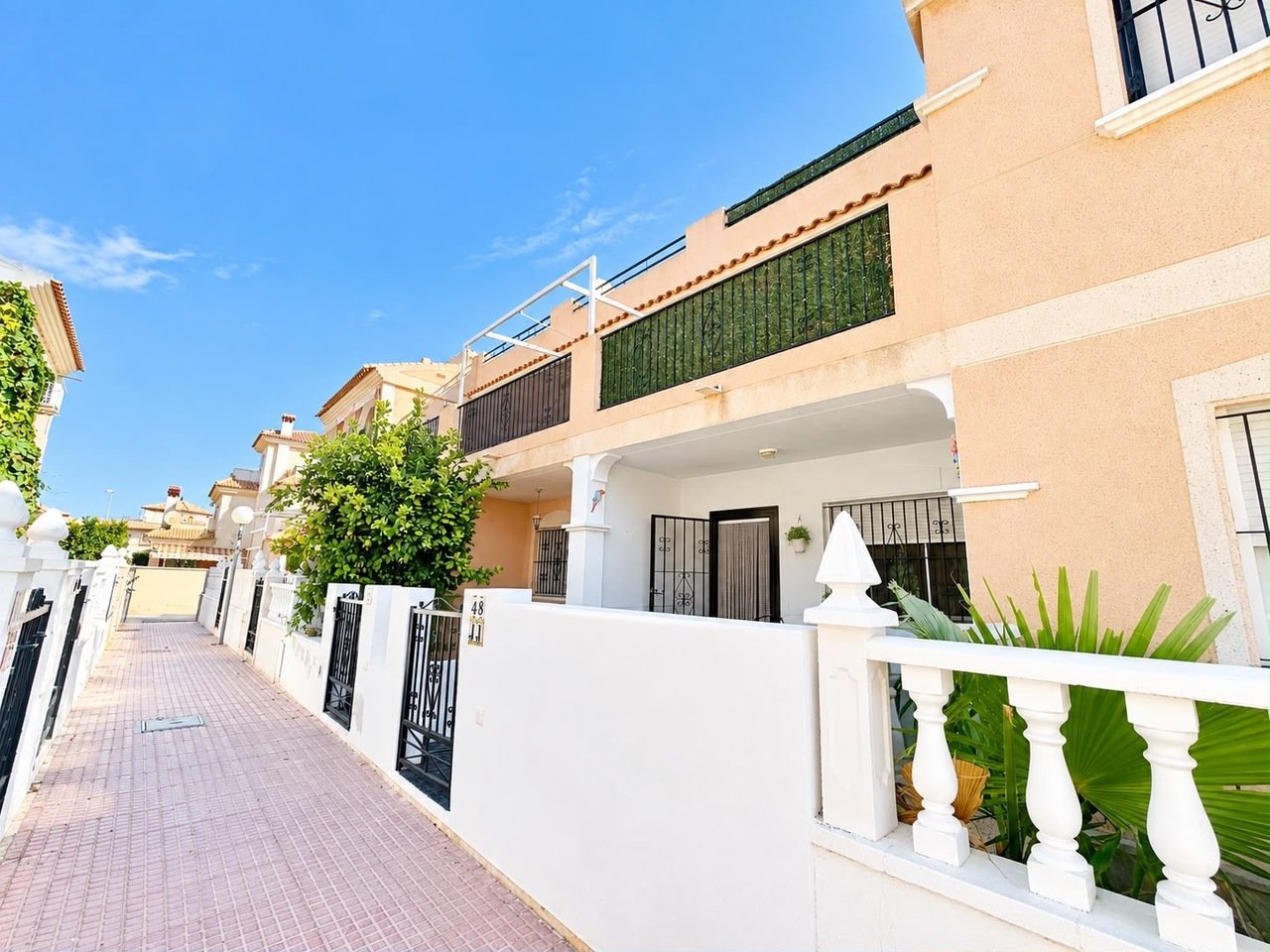 Townhouse à La Zenia, Alicante, Espagne 3 chambres, 86 m2 No. 195691