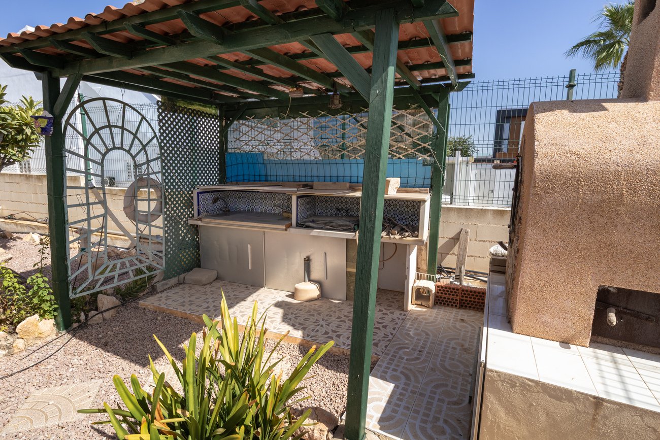 Huvila Alicante, Espanja 4 makuuhuonetta, 180 m2 No. 195693
