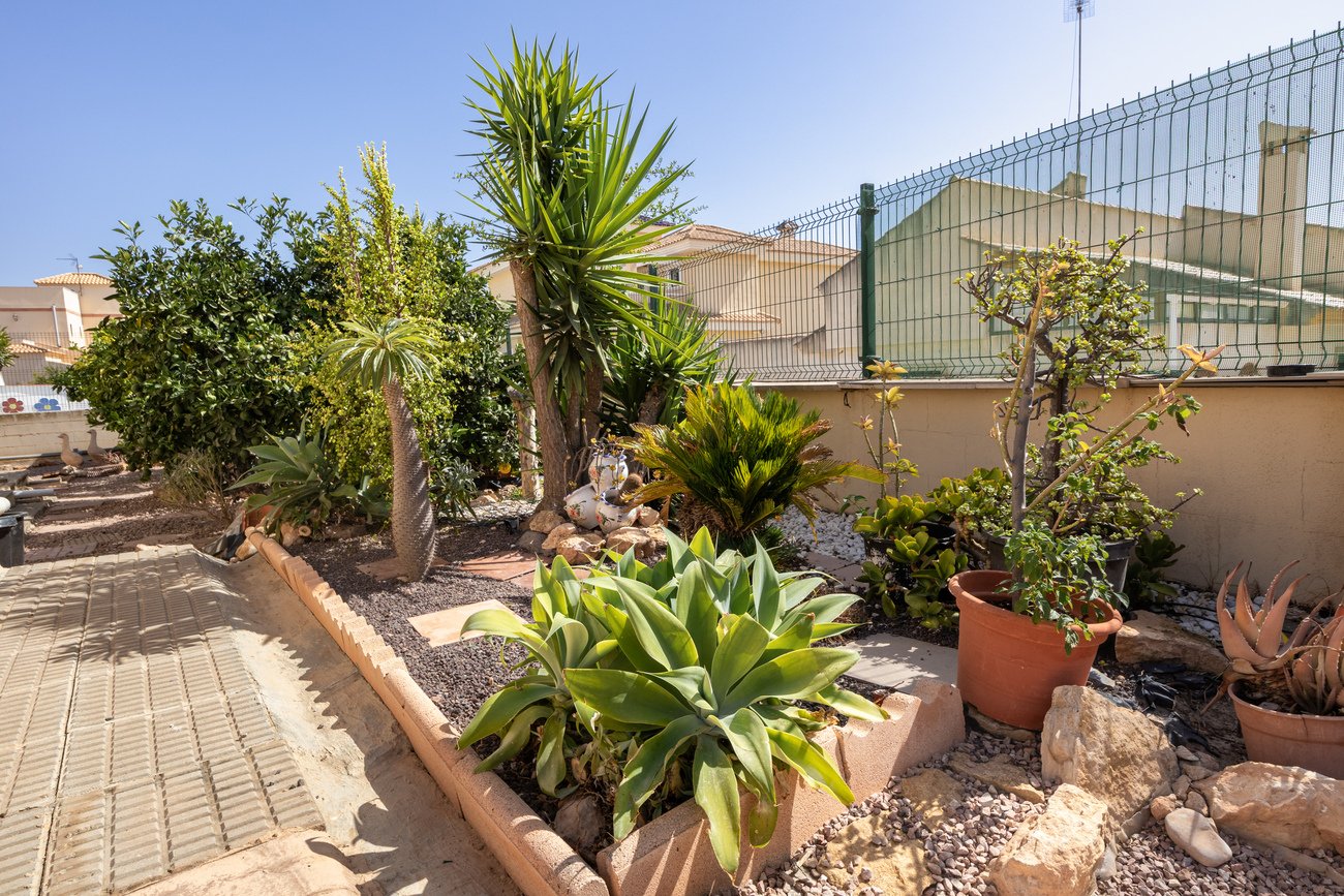 Huvila Alicante, Espanja 4 makuuhuonetta, 180 m2 No. 195693