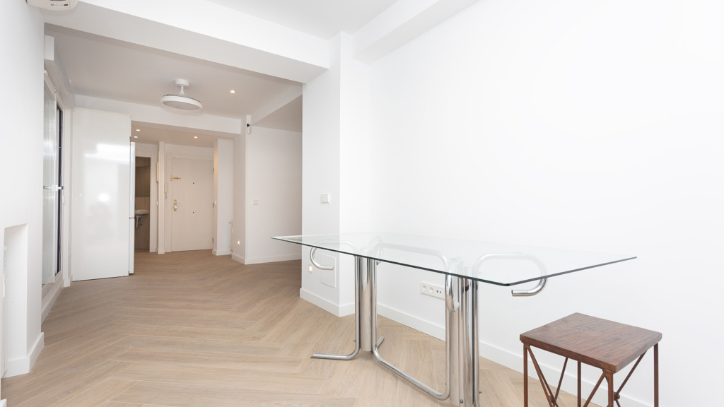 Apartment in Madrid, Spain 1 bedroom, 180 sq.m. No. 107250