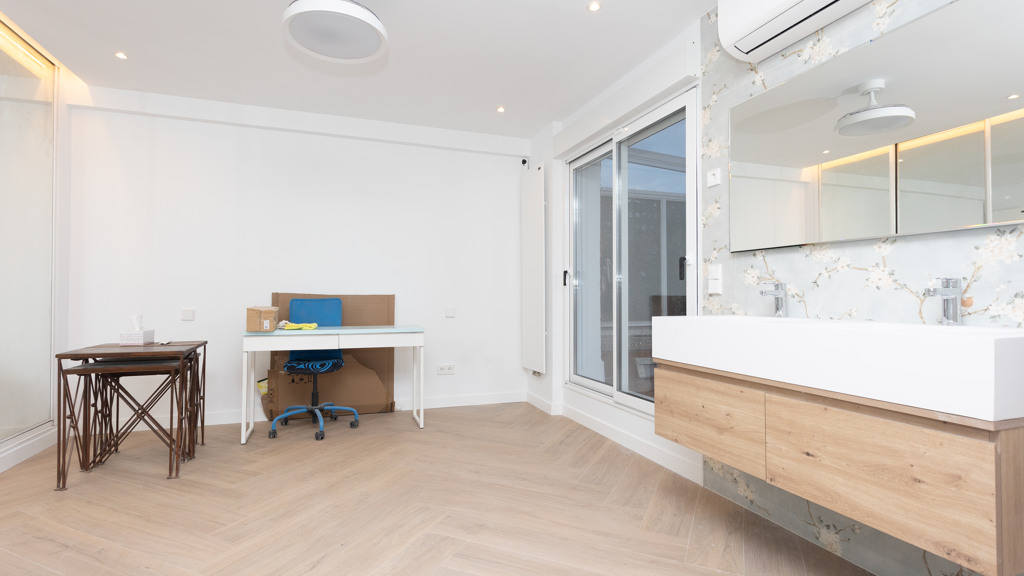 Apartment in Madrid, Spain 1 bedroom, 180 sq.m. No. 107250