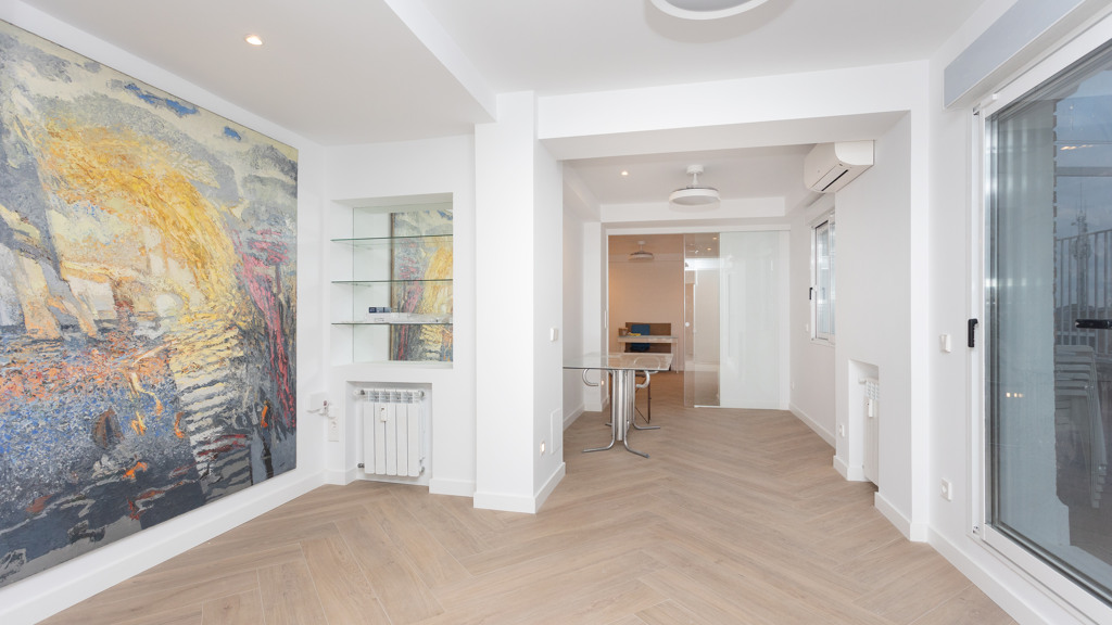 Apartment in Madrid, Spain 1 bedroom, 180 sq.m. No. 107250