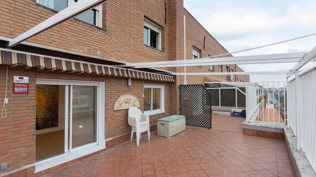 Apartment in Madrid, Spain 1 bedroom, 180 sq.m. No. 107250