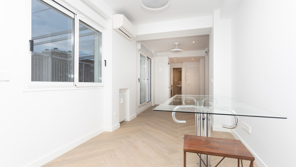 Apartment in Madrid, Spain 1 bedroom, 180 sq.m. No. 107250