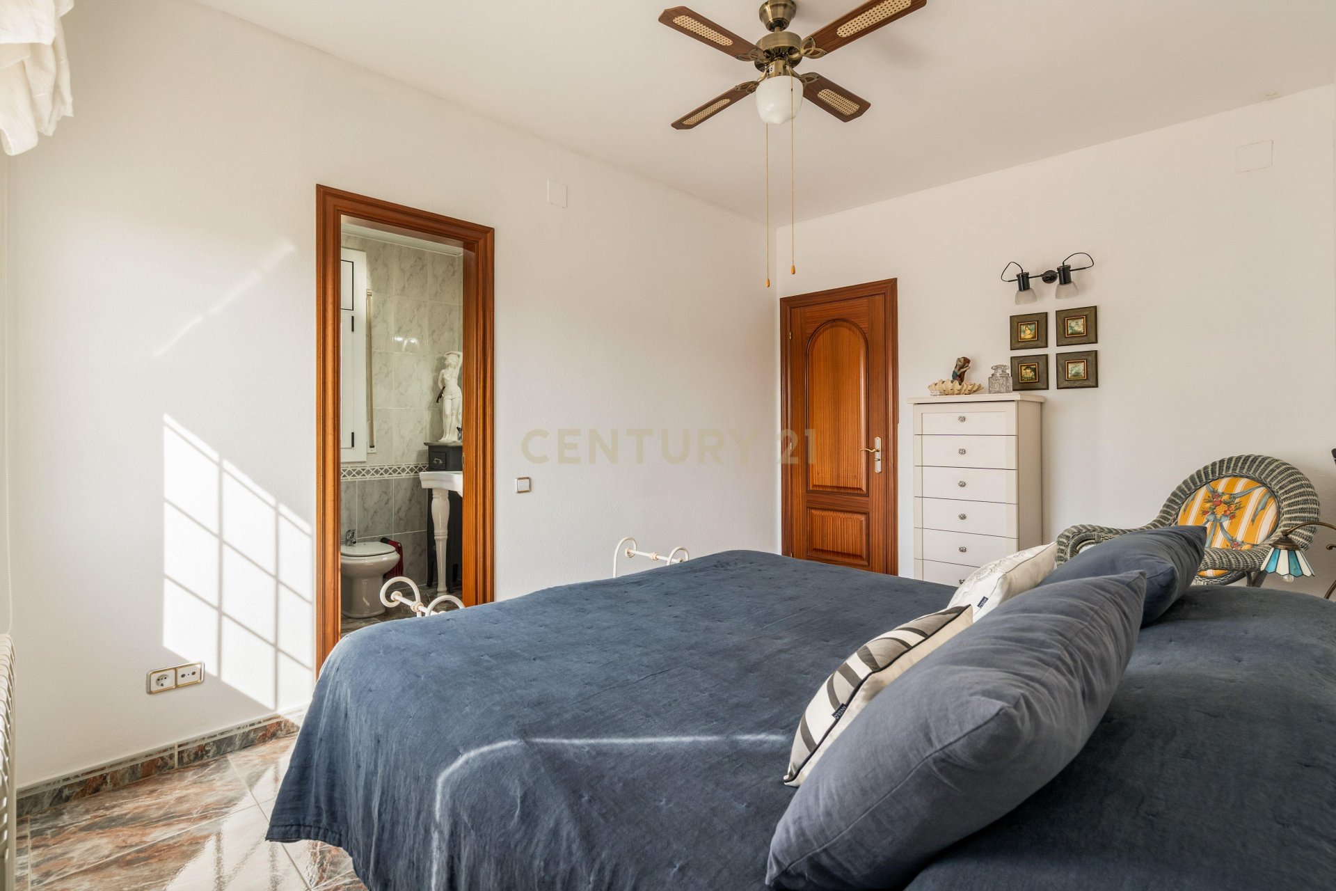 Talo Abrera, Barcelona, Espanja 5 makuuhuonetta, 275 m2 No. 168507