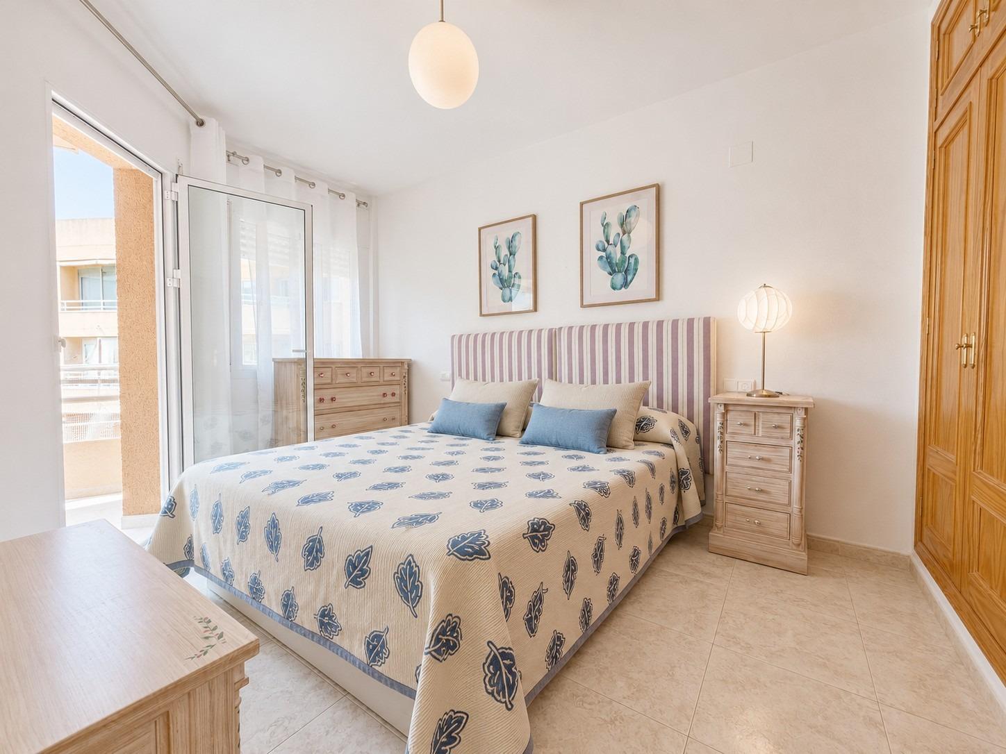Apartamento en Dehesa De Campoamor, Alicante, España 2 dormitorios, 72 m2 No. 190108