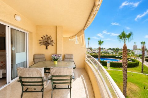 Apartamento en Dehesa De Campoamor, Alicante, España 2 dormitorios, 72 m2 No. 190108