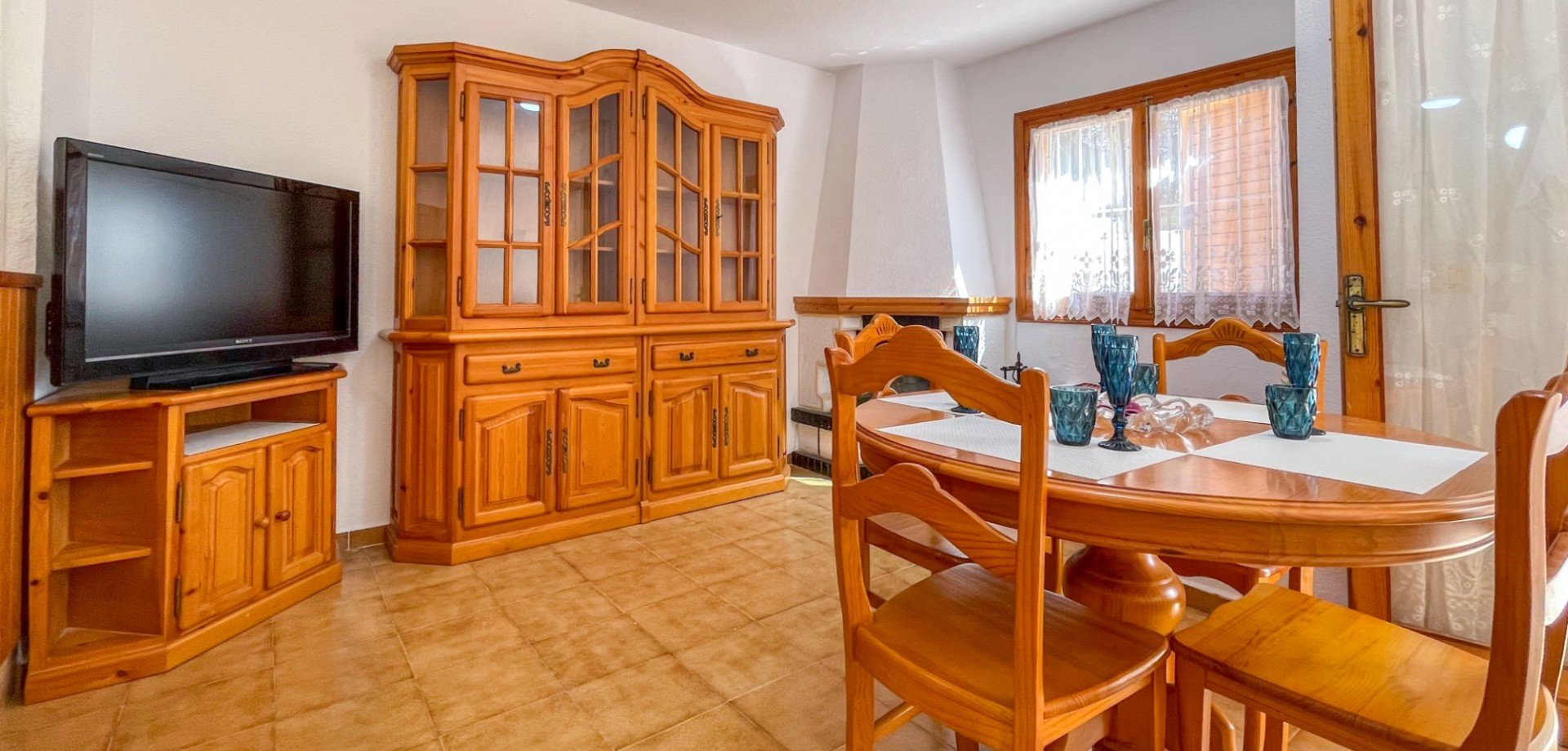 Kaupunkipientalo Alicante, Espanja 2 makuuhuonetta, 68 m2 No. 190110