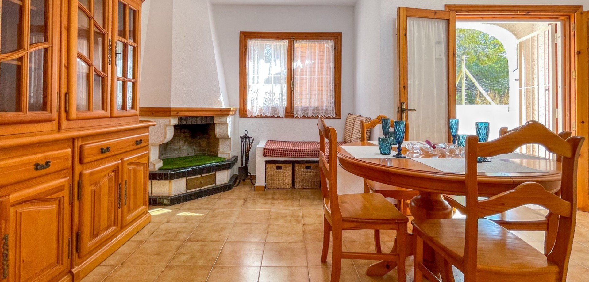 Kaupunkipientalo Alicante, Espanja 2 makuuhuonetta, 68 m2 No. 190110