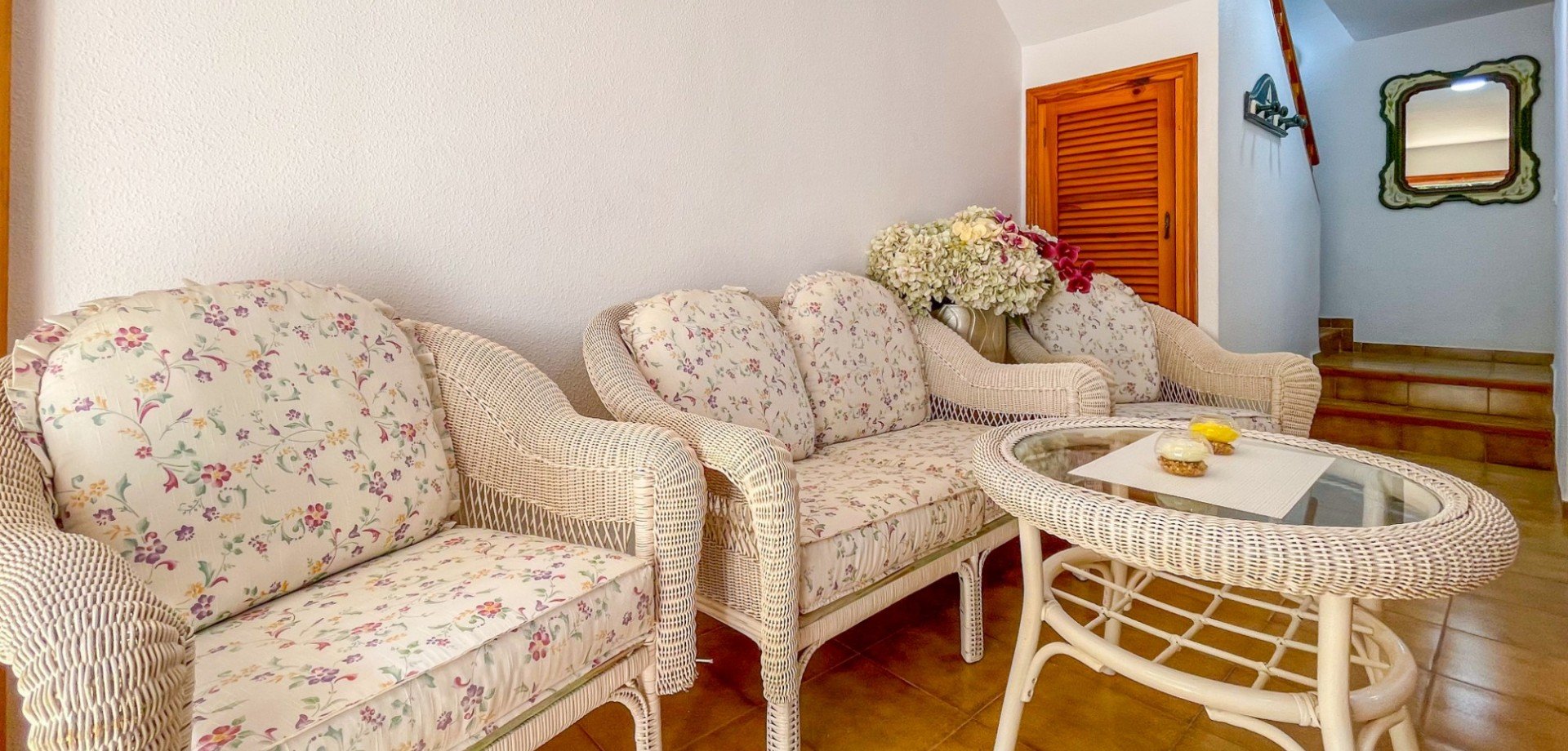 Kaupunkipientalo Alicante, Espanja 2 makuuhuonetta, 68 m2 No. 190110