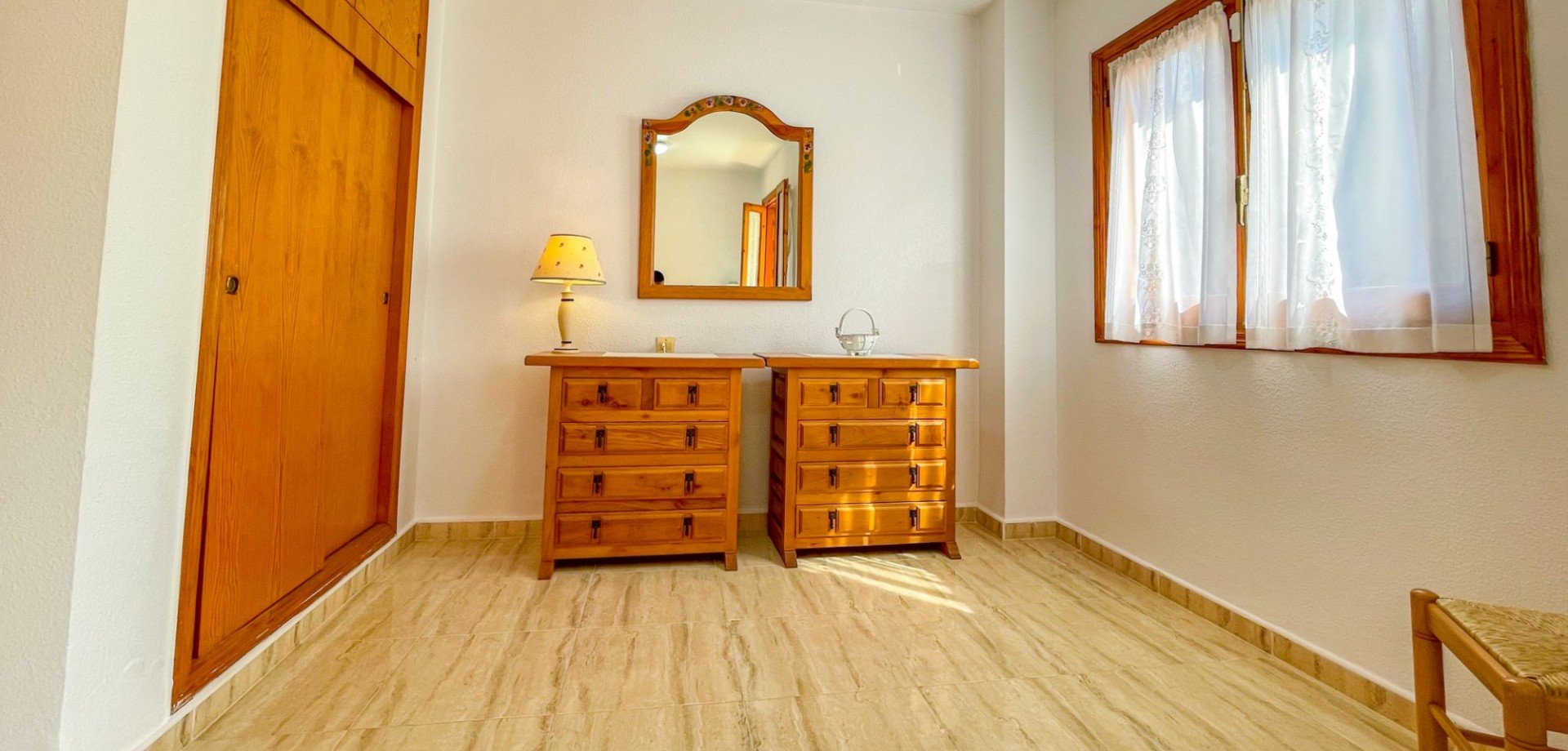 Kaupunkipientalo Alicante, Espanja 2 makuuhuonetta, 68 m2 No. 190110