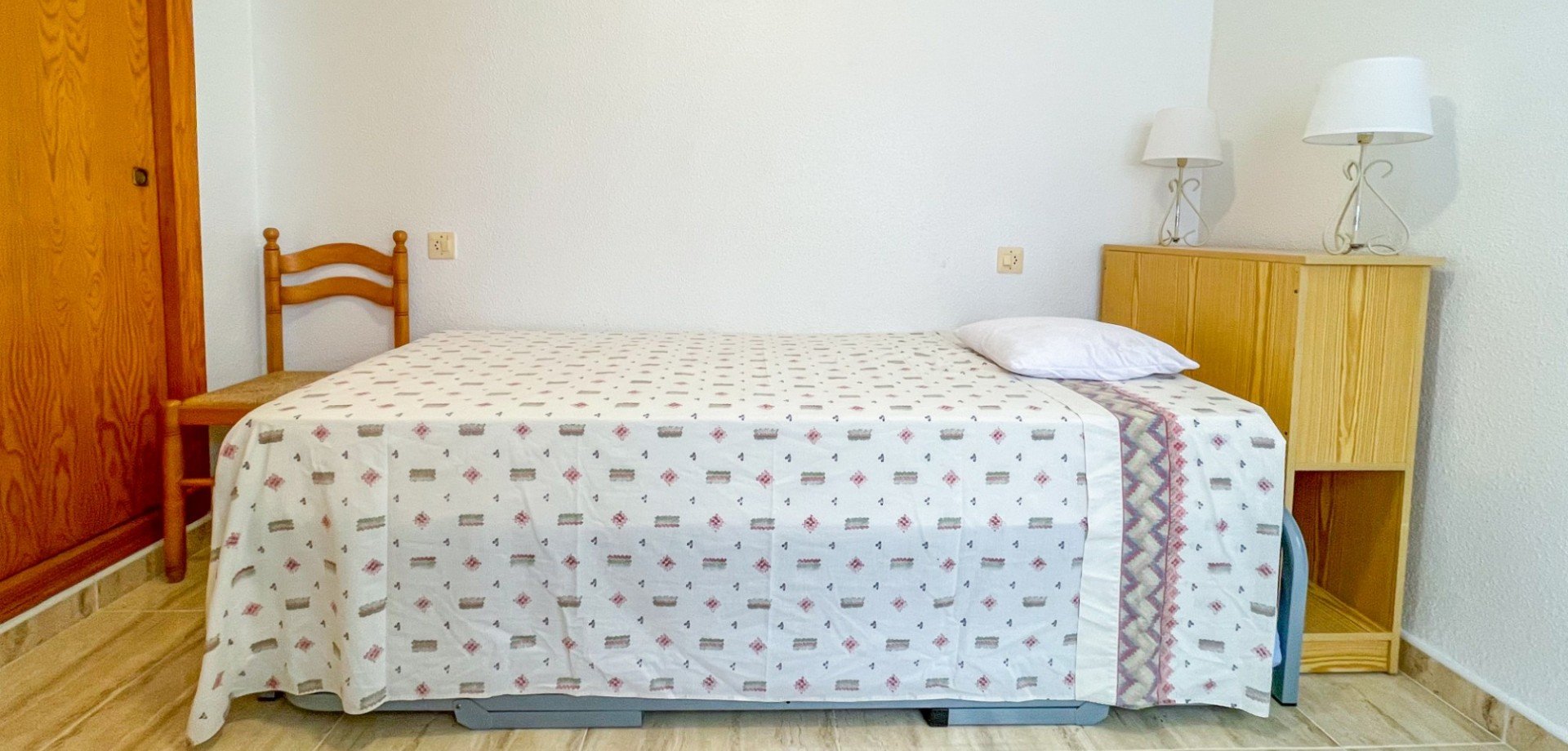Kaupunkipientalo Alicante, Espanja 2 makuuhuonetta, 68 m2 No. 190110