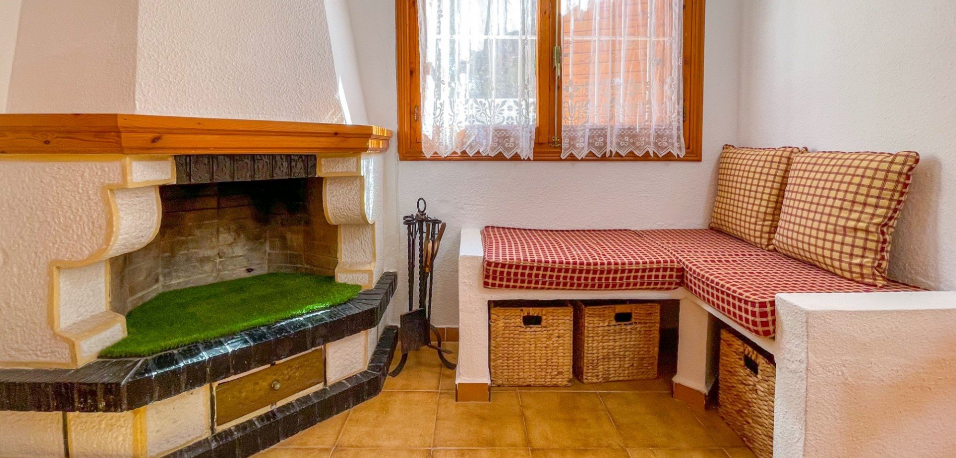 Kaupunkipientalo Alicante, Espanja 2 makuuhuonetta, 68 m2 No. 190110