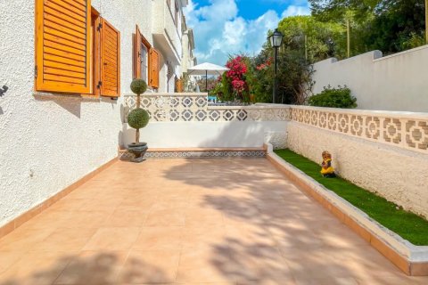 Townhouse in Alicante, Spain 2 bedrooms, 68 sq.m. No. 190110