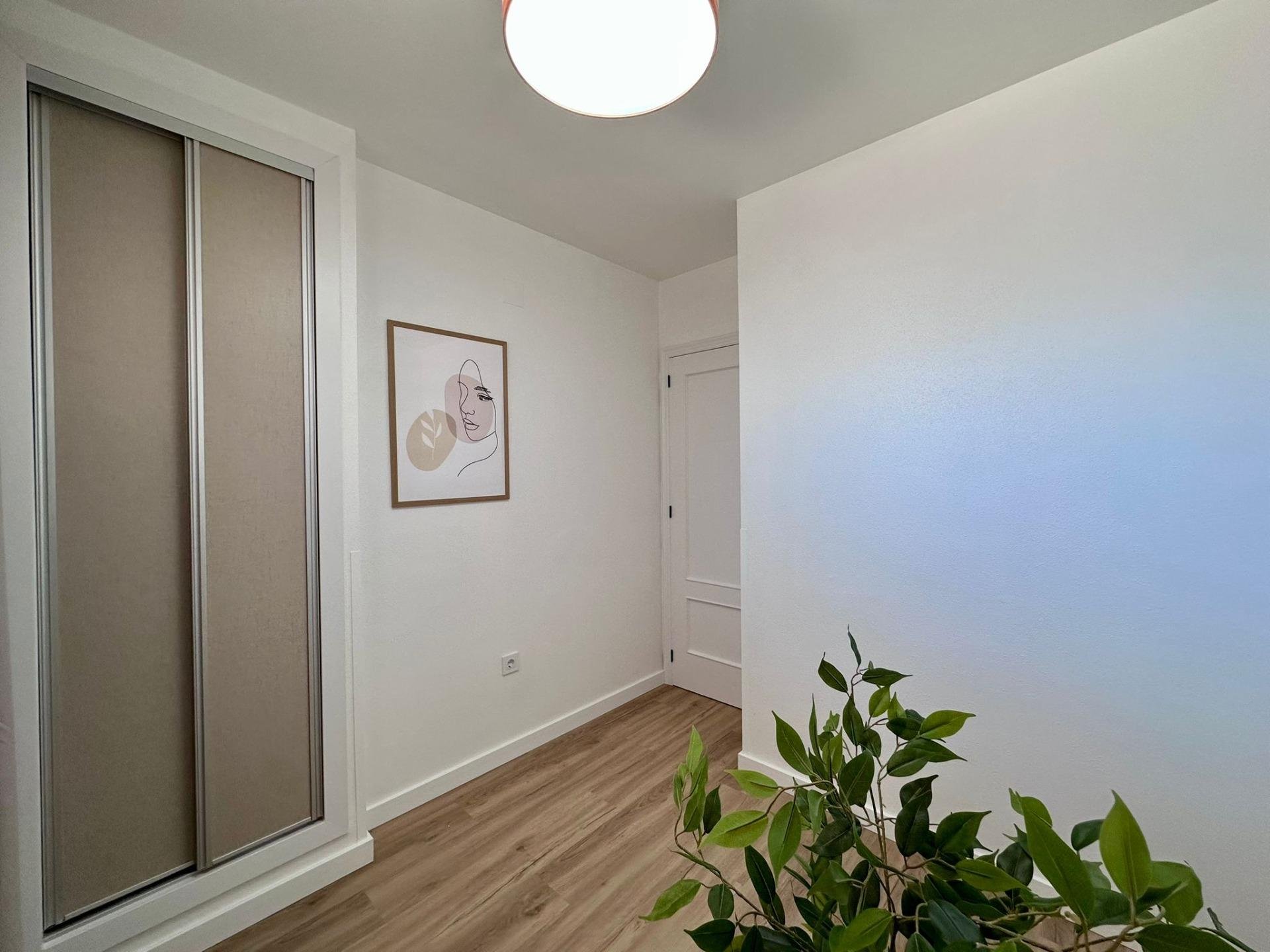 Appartamento a Torrevieja, Alicante, Spagna 2 camere da letto, 55 mq. N° 190105