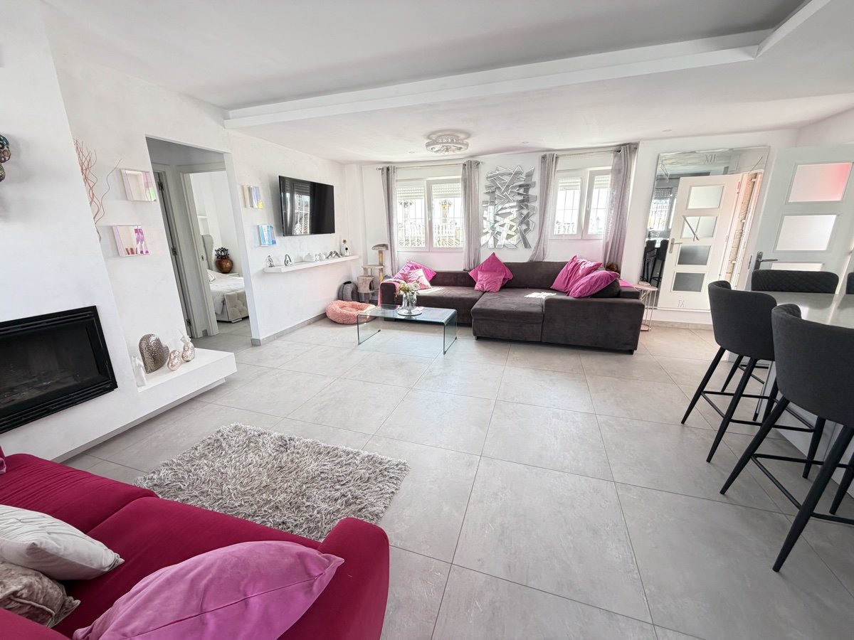 Huvila San Miguel de Salinas, Alicante, Espanja 3 makuuhuonetta, 160 m2 No. 190107
